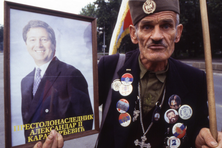 Guerre en yougoslavie | Partisan du retour du roi Aleksandar Karađorđević (Alexandre II de Yougoslavie dit aussi Alexandre III de Serbie). | © Gilles Vanderstraeten