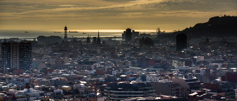 Sagrada Família | Le port de Barcelone depuis la tour de la Passion. | © Gilles Vanderstraeten